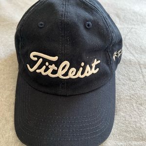 Titelist hat